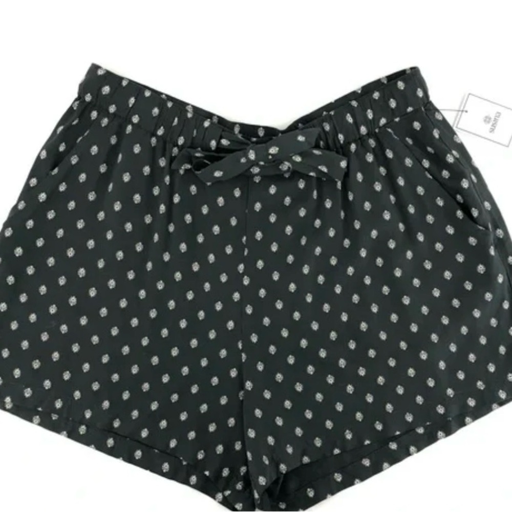 Susina Green Polka Dot Women's Shorts